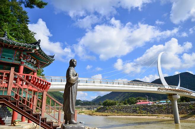 청선 아우라지 처녀상