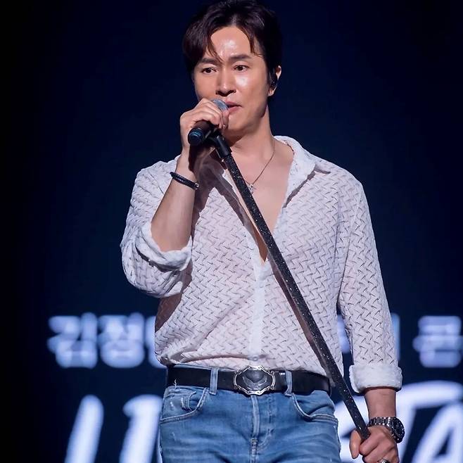 김정민은 꾸준한 운동과 식사 조절로 57세에도 날렵한 체형을 유지하고 있다고 밝혔다. 사진=김정민 인스타그램 캡처