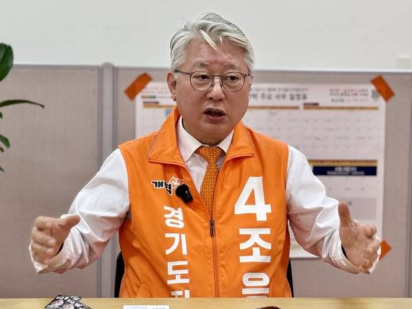 조응천 개혁신당 경기도지사 후보가 지난 12일 경인일보와의 인터뷰에서 답변하고 있다. 2026.5.12 /한규준기자 kkyu@kyeongin.com