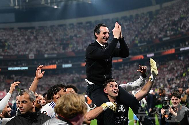 개인 통산 5번째 UEFA 유로파리그 우승을 차지한 우나이 에메리 감독.ⓒ AFP=뉴스1