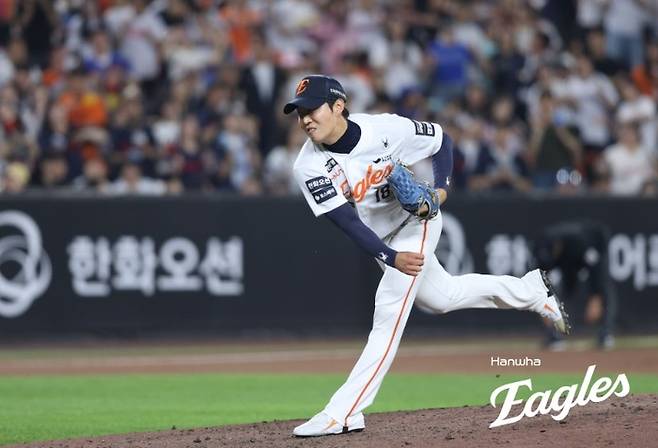 한화 이상규가 19일 대전 한화생명 볼파크에서 열린 2026 KBO리그 정규시즌 롯데전에서 역투하고 있다. 사진 | 한화 이글스