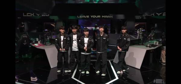 21일 서울 종로구 롤파크에서 열린 2026 LCK 정규 시즌 2라운드 2경기 3세트에서 디플러스 기아가 한진 브리온을 꺾고 귀중한 승리를 챙겼다. (DK & BRO=2:1)./사진=네이버 치지직 라이브영상 캡처