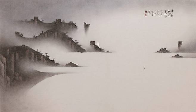 허문, 산운, 한지+수묵담채, 2011, 120x70cm (인사아트프라자 갤러리 제공)