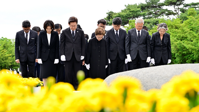 오늘(23일) 경남 김해 봉하마을에서 열린 노무현 전 대통령 서거 17주기 추도식 (사진, 노무현재단)
