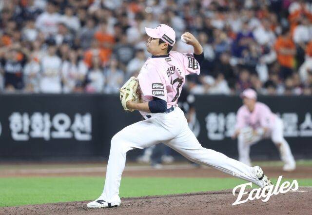 이민우가 5월 22일 대전 두산 베어스전 공을 던지고 있다./한화 이글스 제공