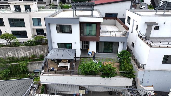 경기 광주시 신현동 단독주택이 최저입찰가격 4억5557만원에 경매에 나왔다. 이건욱PD