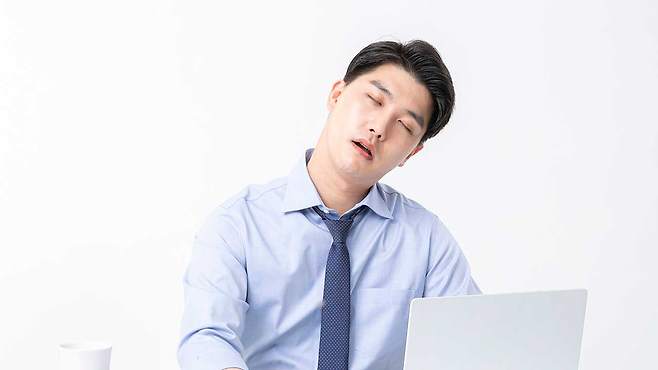 탄수화물 위주의 식사는 혈당 스파이크를 유발한다|출처: 클립아트코리아