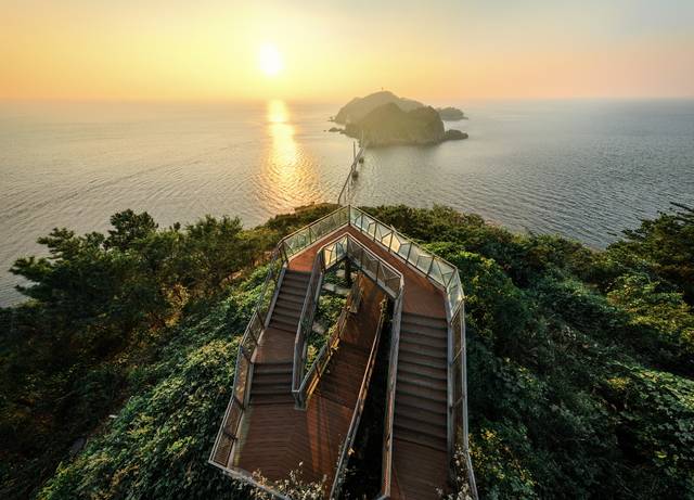 명도 구렁이전망대. /사진제공=군산시