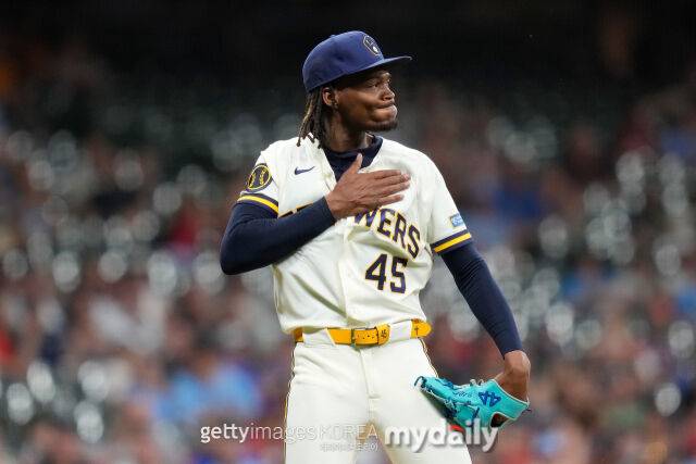 MLB 밀워키 투수 아브네르 우리베가 출전 정지와 함께 벌금 징계를 받았다./게티이미지코리아