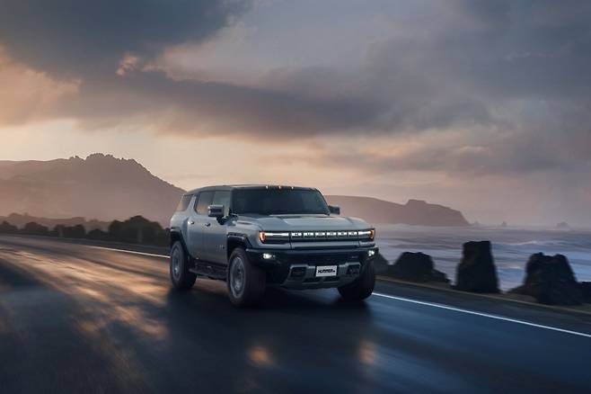 GMC가 5월 국내에 출시한 ‘허머 EV SUV’. GMC 제공