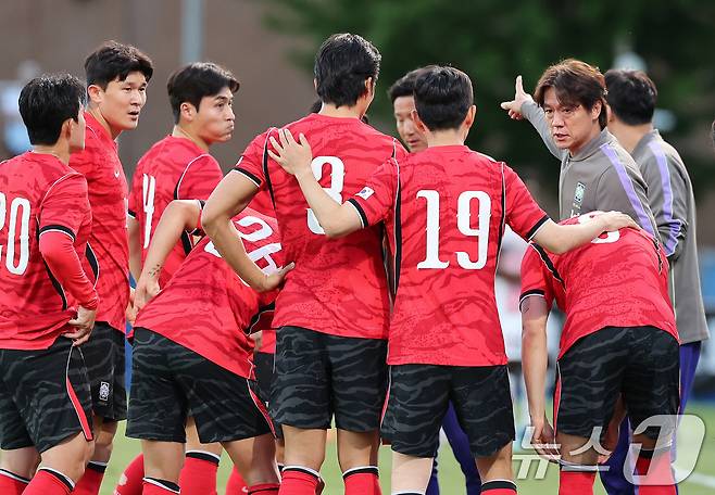 홍명보 감독이 이끄는 축구대표팀. ⓒ 뉴스1 임세영 기자