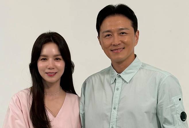 배우 진태현, 박시은 부부. 인스타그램 캡처
