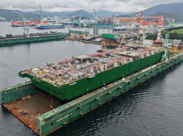 삼성중공업이 건조 중인 ‘시더 FLNG’. 삼성중공업 제공