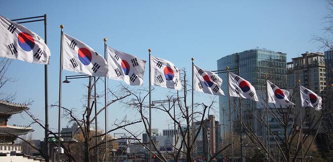 2026년 6월 6일 10시, 현충일 사이렌 추모 의미의 묵념 ©행정안전부