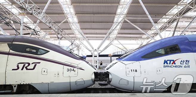 KTX SRT 중련 연결 열차 모습. 2026.5.15 ⓒ 뉴스1 임지훈 인턴기자