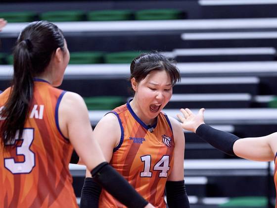 예능 '신인감독 김연경'에 출연했던 구솔(가운데) 사진 MBC