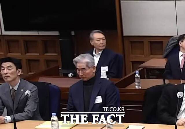 계엄 선포의 명분을 만들 목적으로 북한 평양에 여러 차례 무인기를 보낸 혐의로 기소된 윤석열 전 대통령의 1심 선고가 12일 나온다. /서울중앙지방법원