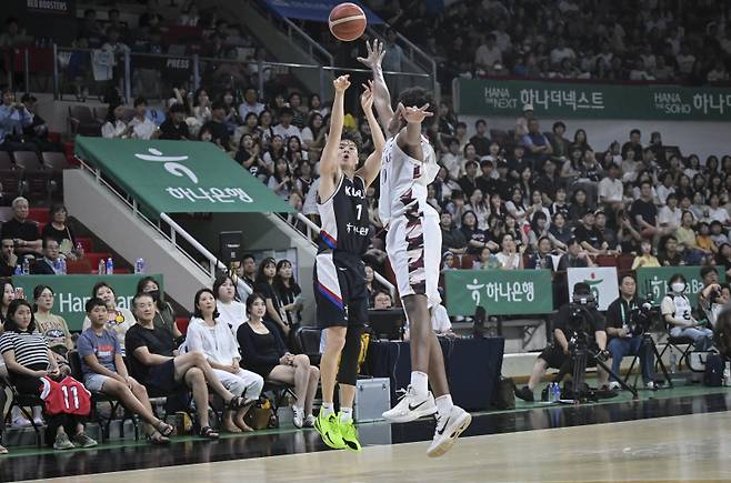 국가대표 에이스 이현중이 오는 25일 미국으로 출국해 NBA 도전을 이어간다. 사진=대한민국농구협회