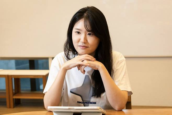 ▲37세, 쿠키런의 IP최고 책임자 이은지의 꿈은 장수라고 했다. 쿠키 자손을 번식해서 이 세상에 계속 이야기의 유전자를 남기는 것. 월트 디즈니 사후에도 디즈니 IP들이 살아 생동하듯, 그 자신, 쿠키들을 통해 필멸을 꿈꾼다고./사진=김흥구