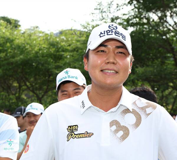2026년 한국프로골프(KPGA) 투어 하나은행 인비테이셔널 우승을 차지한 프로. 사진제공=KPGA (사진을 무단으로 사용하지 마십시오.)
