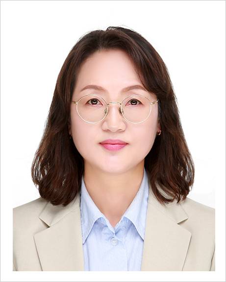최소희 작가. /포항시립포은중앙도서관 제공