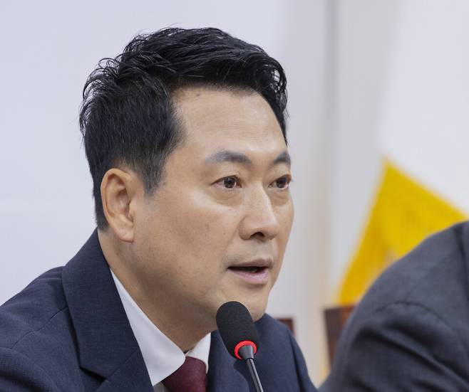 장동혁 국민의힘 대표가 6월18일 국회에서 열린 최고위원회의에서 발언하고 있다. ⓒ연합뉴스