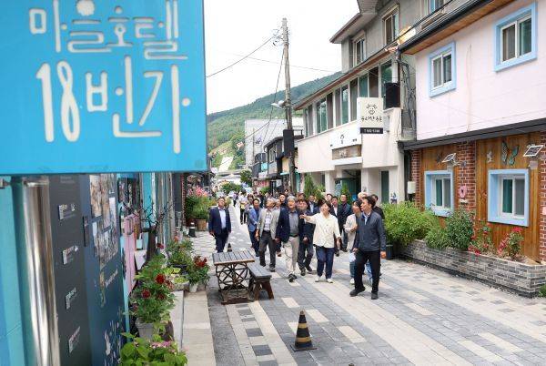 농촌의 마을 환경, 빈집·노후주택 등 정비를 통해 마을을 활성화한 우수사례로 꼽히는 정선군 ‘마을호텔 18번가’ 현장/사진=농식품부
