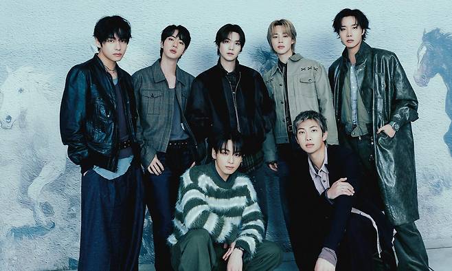 그룹 방탄소년단(BTS) 측이 '스윔' 표절 의혹과 관련해 입장을 밝혔다. 스포티파이 제공