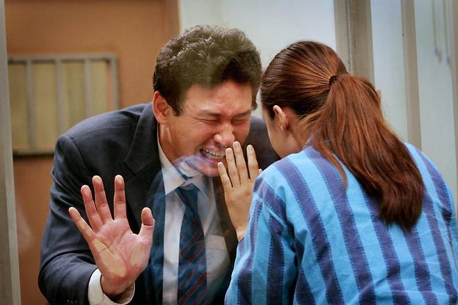 '너는 내 운명'은 남녀의 순애보를 그린 영화로 오정세는 여자 주인공 은하(전도연)에게 구형하는 검사로 잠깐 모습을 비춘다. CJ ENM 제공