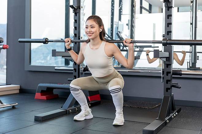 가슴, 엉덩이, 허벅지, 등처럼 몸의 큰 근육들을 단련하면 심장 질환의 효율적 예방에 도움이 된다./사진=클립아트코리아