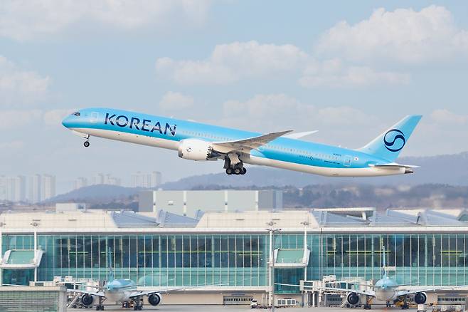 (Korean Air)