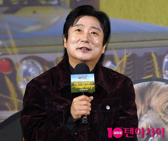 이수근이 취재진 앞에 섰다. / 사진=텐아시아DB