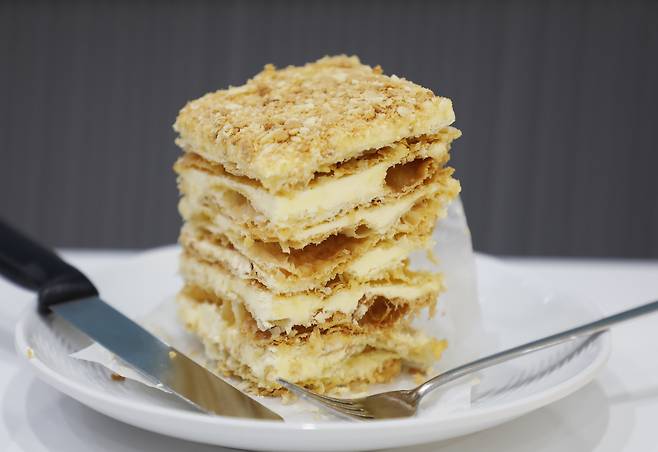 Russian Cakes's Napoleon cake PARK SANG-MOON