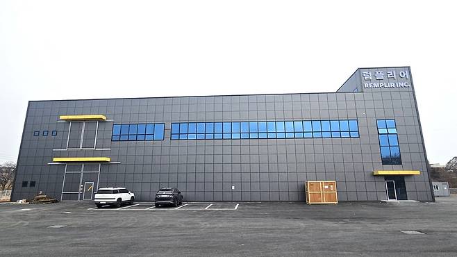 경기 화성시 럼플리어 리튬인산철(LFP) 배터리 생산공장.