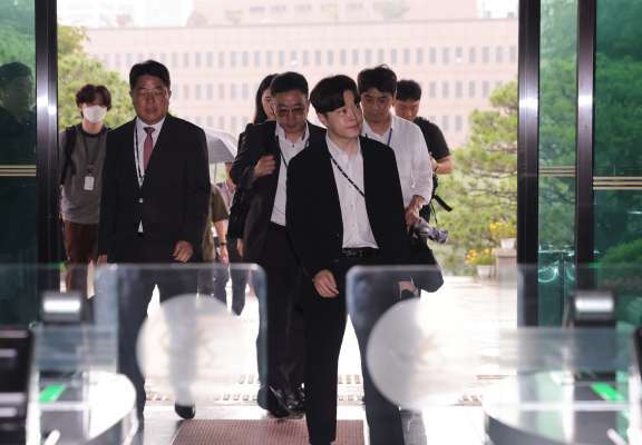 합수본, '투표 통계 조작' 포착해 중앙선관위 압수수색