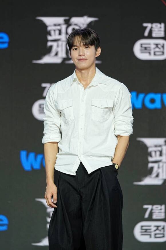'피의 게임X'에 출연 중인 신승용이 자신의 폭력적인 행동에 관해 "실제로 방송을 보니 제 모습 별로더라. 출연자들에게도 다시 한번 더 사과했다"고 고개 숙였다. /웨이브