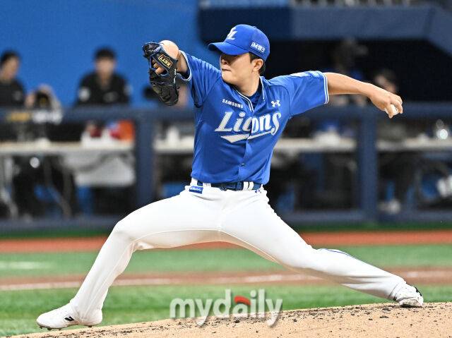 23일 오후 서울 고척스카이돔에서 진행된 '2026 프로야구 KBO리그' 키움히어로즈와 삼성라이온즈의 경기. 삼성 이승민이 역투하고 있다./마이데일리