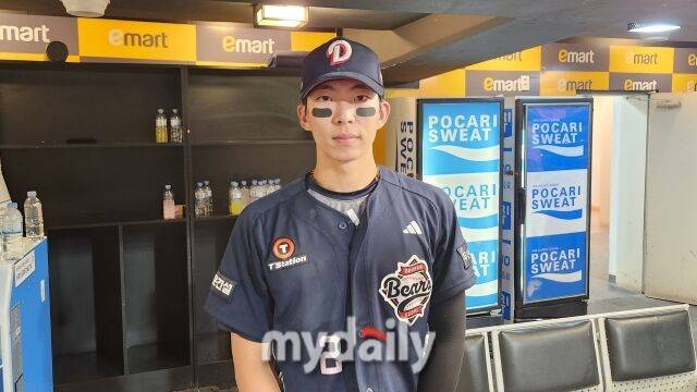 김민석이 7월 30일 인천 SSG 랜더스필드에서 열린 SSG 랜더스전 수훈선수로 인터뷰를 하고 있다./인천=김경현 기자