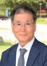 김귀룡 충북대학교 철학과 명예교수