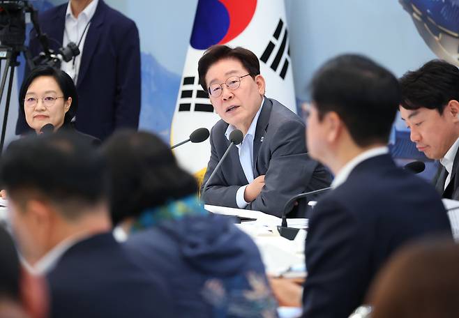 이재명 대통령이 지난 5일 청와대에서 열린 교육부, 국가교육위원회 등 업무 보고에서 발언하고 있다. 뉴시스