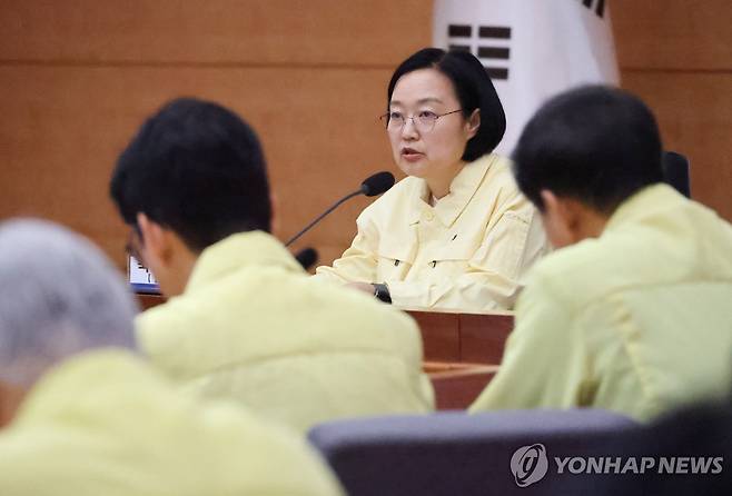 을지연습 준비보고회의 주재하는 한성숙 국무총리 (서울=연합뉴스) 안정원 기자 = 한성숙 국무총리가 6일 서울 종로구 정부서울청사 별관에서 열린 2026년 을지연습 준비보고회의에 참석, 발언하고 있다. 2026.8.6 jeong@yna.co.kr