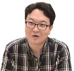 이제현 - 한국과학기술연구원(KIST) AIX 전략실장, 서울대 재료공학, 오스트리아 빈공대 고체물리학 박사, 전 서울대 재료공학부 연구교수, 전 삼성전자 반도체연구소부서장, 전 한국에너지기술연구원 에너지AI·계산과학실장 /사진 KIST