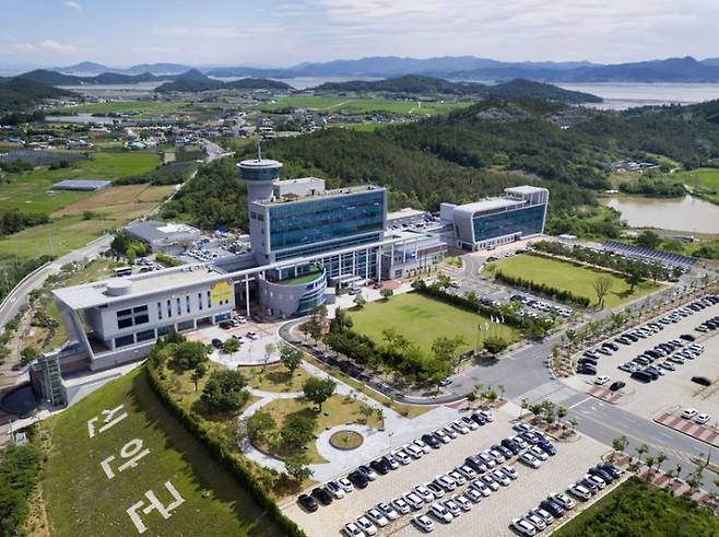 신안군청사. 신안군