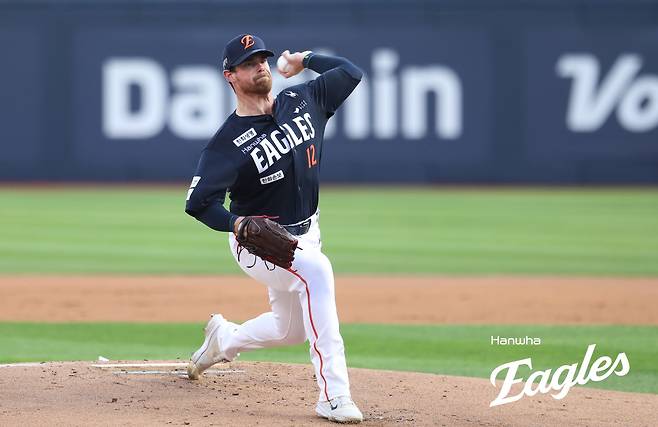 한화 이글스 외국인 투수 브루스 짐머맨이 14일 14일 대구 삼성 라이온즈파크에서 열리는 2026 신한 SOL KBO리그 삼성 라이온즈와 팀 간 11차전에 선발투수로 나선다. 사진 한화 이글스