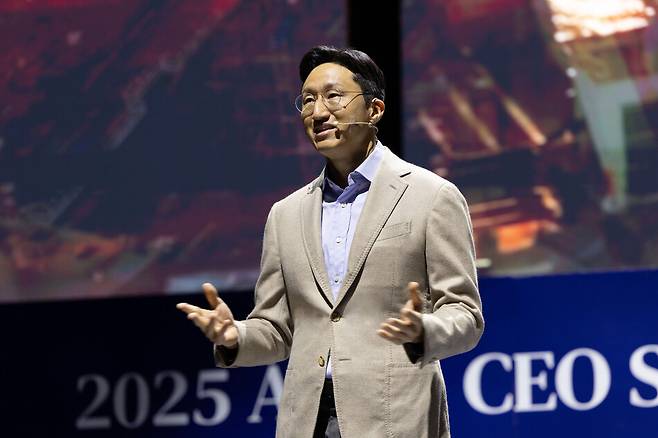 정기선 HD현대 회장이 지난해 10월 APEC CEO 서밋 ‘퓨처 테크 포럼’에서 기조연설을 하고 있다. HD현대 제공