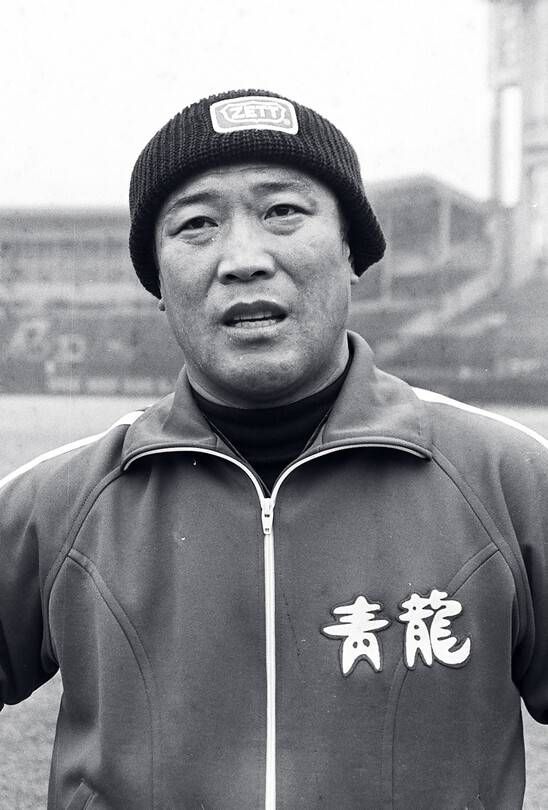 1982년 2월 한국프로야구 출범을 앞두고 당시 엠비시 청룡 선수로 훈련 중인 백인천 전 감독. 연합뉴스
