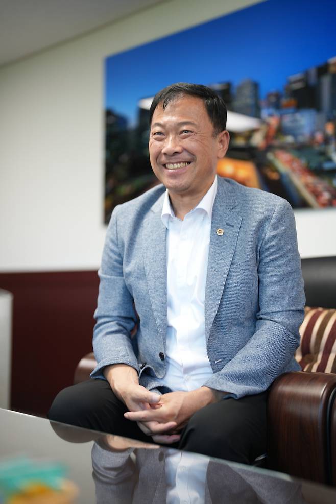 박 위원장이 SH 신내동 이전과 복합개발을 서울 동북권의 새로운 성장거점으로 조성하겠다는 구상을 밝히고 있다. 양정원 기자