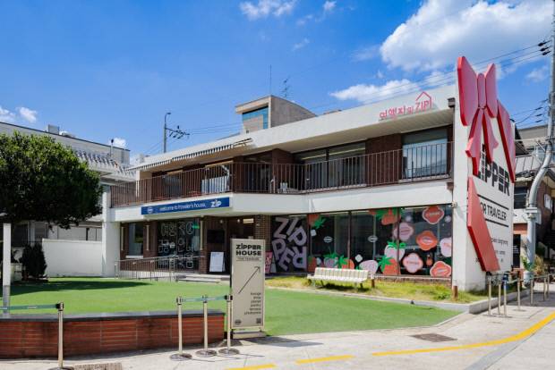 전남광주시 동구 동명동 ‘여행자의 집(ZIP)’ 전경.<전남광주시동구문화관광재단 제공>