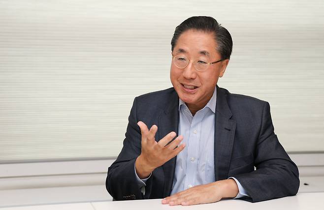 2025년 7월 15일 오후 서울 중구 조선일보미술관 인터뷰룸에서 이남우 한국기업거버넌스포럼 회장이 본지와 인터뷰하고 있다. 2025.7.15. / 고운호 기자