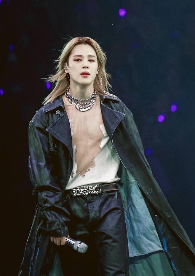 "Eu te amo♥" Jimin do BTS incendeia Chicago com uma performance incomparável → o amor especial dos fãs se torna um assunto muito comentado